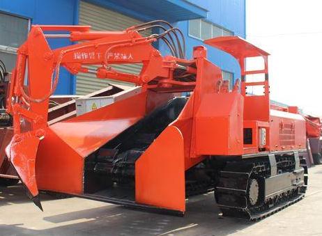 一起了解下履帶扒渣機設(shè)備的特征吧！